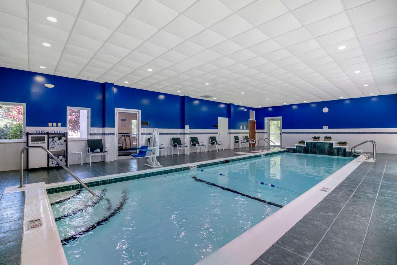 Best Western Plus Brunswick Bath Exterior photo